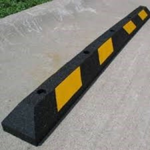 4.5"Hx6"Wx6'L Black/Yellow Rubber Parking Block