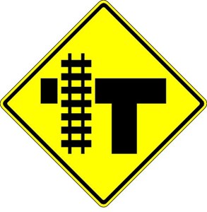  W10-4 36"x36" Parallel Railroad Crossing (T)